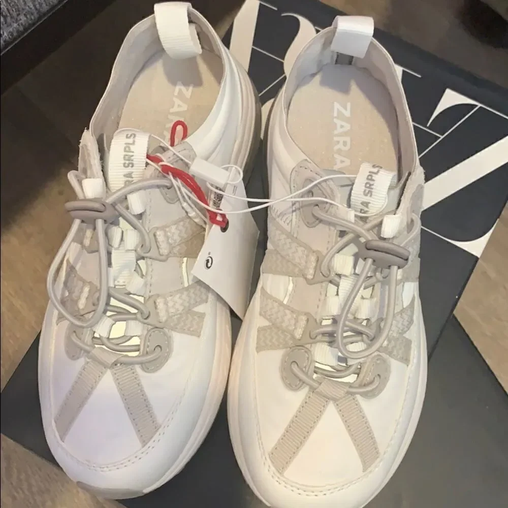 🎉last deal 🎉Zara white Sneakers